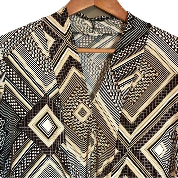 Charming Charlie patterned tie waist dress‎ - Picture 2 of 8